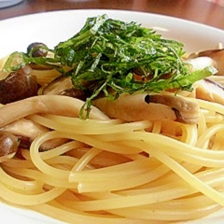 青じそときのこの和風パスタ